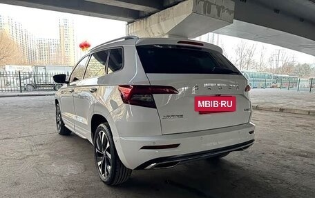 Skoda Karoq I, 2022 год, 2 027 000 рублей, 3 фотография