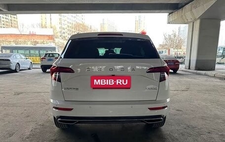 Skoda Karoq I, 2022 год, 2 027 000 рублей, 6 фотография