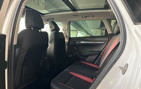 Skoda Karoq I, 2022 год, 2 027 000 рублей, 15 фотография