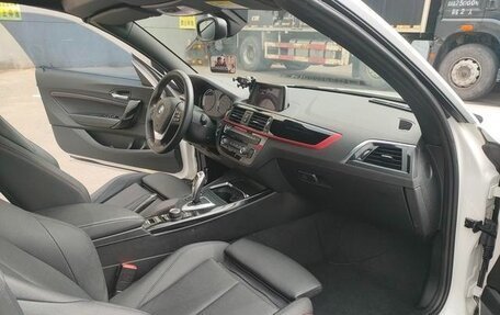 BMW 2 серия F22, 2018 год, 1 490 000 рублей, 9 фотография