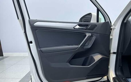 Volkswagen Tiguan II, 2021 год, 2 478 000 рублей, 12 фотография