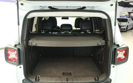 Jeep Renegade I рестайлинг, 2017 год, 1 480 000 рублей, 4 фотография