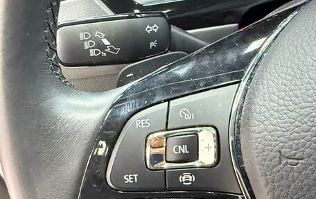 Volkswagen Tiguan II, 2021 год, 2 560 000 рублей, 12 фотография