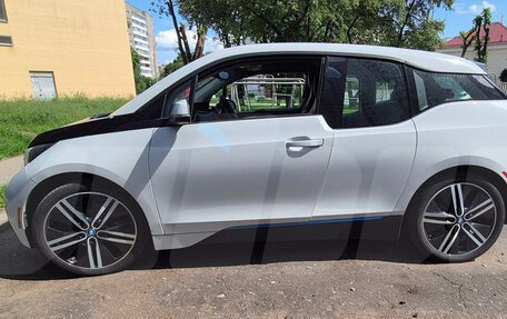 BMW i3 I01 рестайлинг, 2014 год, 1 000 000 рублей, 2 фотография