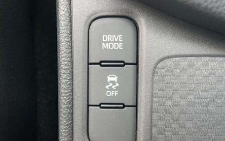 Toyota Yaris Cross, 2022 год, 1 453 000 рублей, 17 фотография