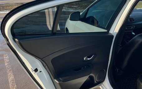 Renault Fluence I, 2015 год, 1 050 000 рублей, 8 фотография