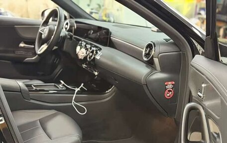 Mercedes-Benz A-Класс, 2023 год, 2 151 000 рублей, 13 фотография