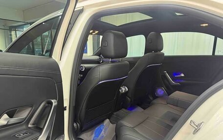 Mercedes-Benz A-Класс, 2022 год, 2 256 000 рублей, 2 фотография