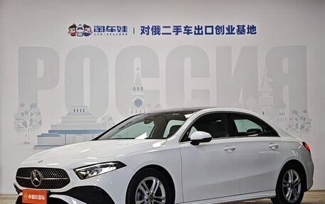 Mercedes-Benz A-Класс, 2023 год, 2 400 000 рублей, 1 фотография