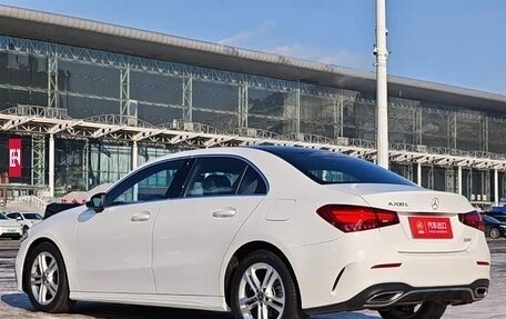 Mercedes-Benz A-Класс, 2023 год, 2 400 000 рублей, 9 фотография