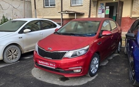 KIA Rio III рестайлинг, 2016 год, 960 000 рублей, 1 фотография