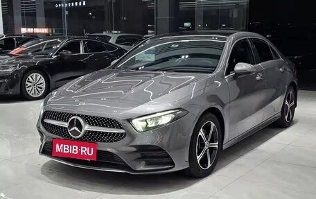 Mercedes-Benz A-Класс, 2022 год, 1 831 027 рублей, 1 фотография