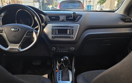 KIA Rio III рестайлинг, 2016 год, 960 000 рублей, 8 фотография