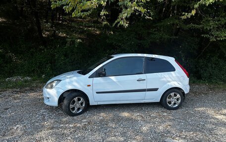 Ford Fiesta, 2008 год, 225 000 рублей, 2 фотография