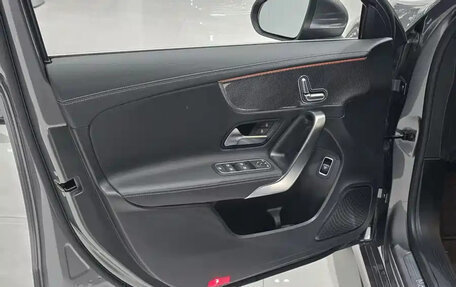 Mercedes-Benz A-Класс, 2022 год, 1 831 027 рублей, 6 фотография