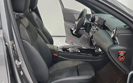 Mercedes-Benz A-Класс, 2022 год, 1 831 027 рублей, 10 фотография