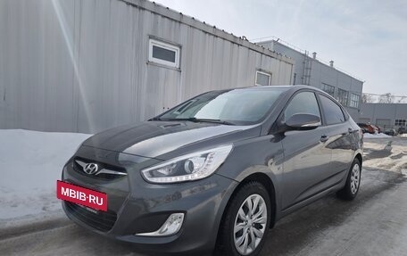 Hyundai Solaris II рестайлинг, 2014 год, 1 100 000 рублей, 5 фотография