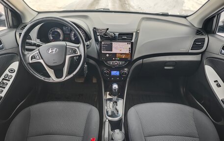 Hyundai Solaris II рестайлинг, 2014 год, 1 100 000 рублей, 9 фотография