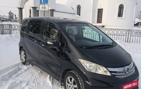 Honda Freed I, 2012 год, 1 000 000 рублей, 8 фотография