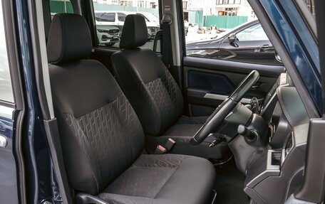 Toyota Roomy I, 2019 год, 1 240 000 рублей, 10 фотография