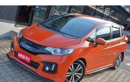 Honda Fit III, 2017 год, 810 000 рублей, 2 фотография