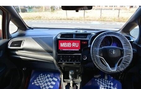 Honda Fit III, 2017 год, 810 000 рублей, 26 фотография