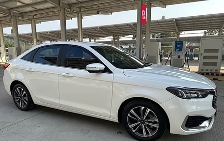 Ford Escort, 2021 год, 1 285 000 рублей, 9 фотография