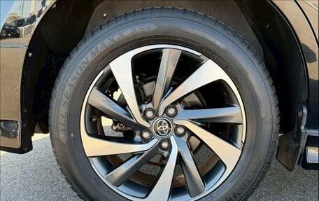 Toyota Harrier, 2017 год, 2 130 000 рублей, 29 фотография