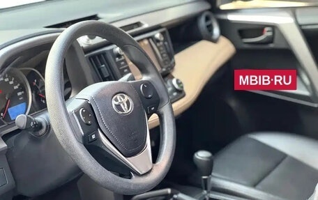 Toyota RAV4, 2018 год, 1 980 001 рублей, 8 фотография