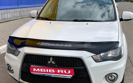 Mitsubishi Outlander III рестайлинг 3, 2011 год, 1 260 000 рублей, 2 фотография