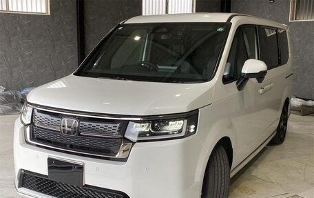 Honda Stepwgn, 2023 год, 2 190 000 рублей, 1 фотография