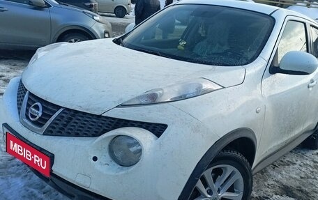 Nissan Juke II, 2013 год, 1 024 000 рублей, 1 фотография