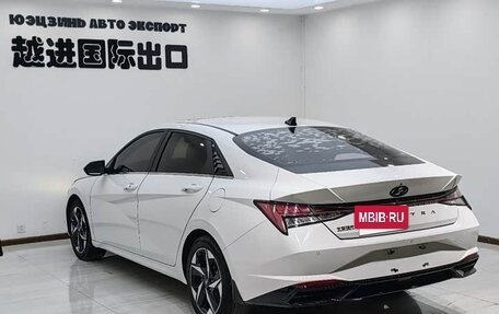 Hyundai Elantra, 2022 год, 1 550 000 рублей, 6 фотография