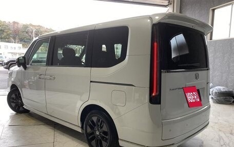 Honda Stepwgn, 2023 год, 2 190 000 рублей, 7 фотография