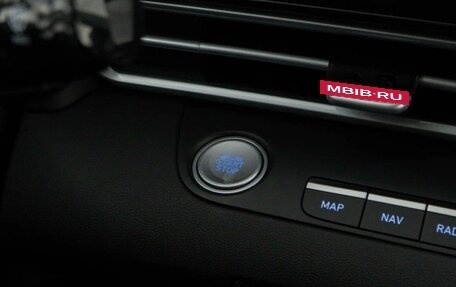 Hyundai Elantra, 2025 год, 2 400 000 рублей, 9 фотография