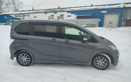Honda Freed I, 2013 год, 1 150 000 рублей, 2 фотография