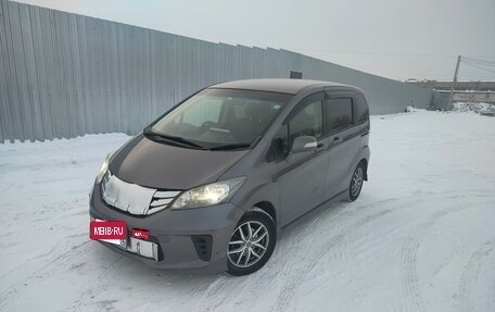 Honda Freed I, 2013 год, 1 150 000 рублей, 7 фотография