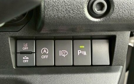 Suzuki Jimny, 2023 год, 1 390 000 рублей, 17 фотография