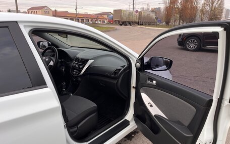 Hyundai Solaris II рестайлинг, 2012 год, 790 000 рублей, 17 фотография