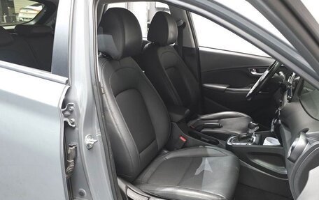 Hyundai Kona I, 2022 год, 1 832 000 рублей, 7 фотография