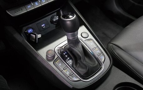 Hyundai Kona I, 2022 год, 1 832 000 рублей, 10 фотография