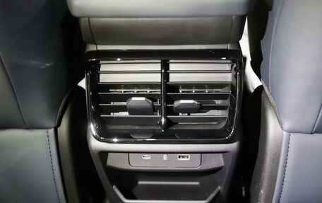 Geely Atlas, 2025 год, 4 081 000 рублей, 16 фотография