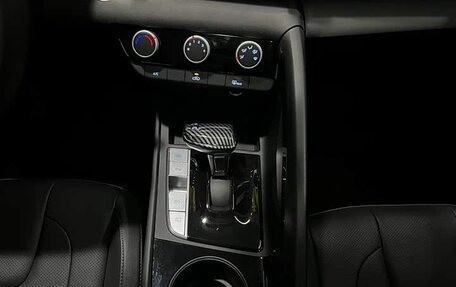 Hyundai Elantra, 2025 год, 1 610 000 рублей, 14 фотография