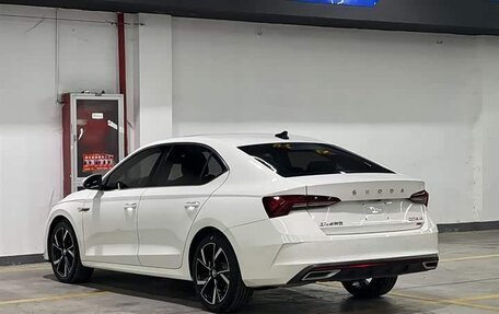 Skoda Octavia IV, 2022 год, 1 730 000 рублей, 4 фотография