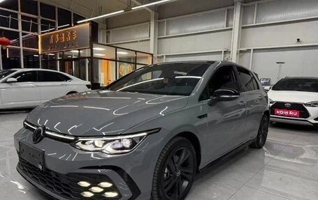 Volkswagen Golf VIII, 2022 год, 1 610 000 рублей, 1 фотография
