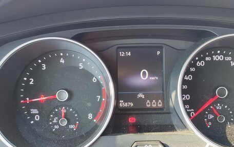 Volkswagen Tiguan II, 2019 год, 2 450 000 рублей, 1 фотография