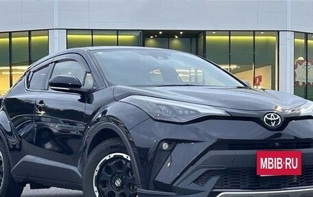 Toyota C-HR I рестайлинг, 2022 год, 1 585 000 рублей, 3 фотография
