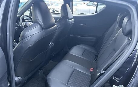 Toyota C-HR I рестайлинг, 2022 год, 1 585 000 рублей, 17 фотография