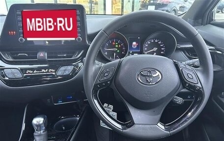 Toyota C-HR I рестайлинг, 2022 год, 1 585 000 рублей, 20 фотография