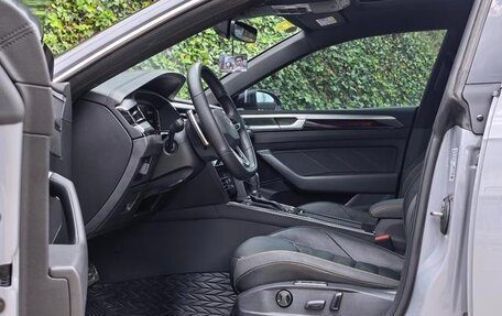 Volkswagen Passat CC, 2024 год, 4 470 000 рублей, 8 фотография